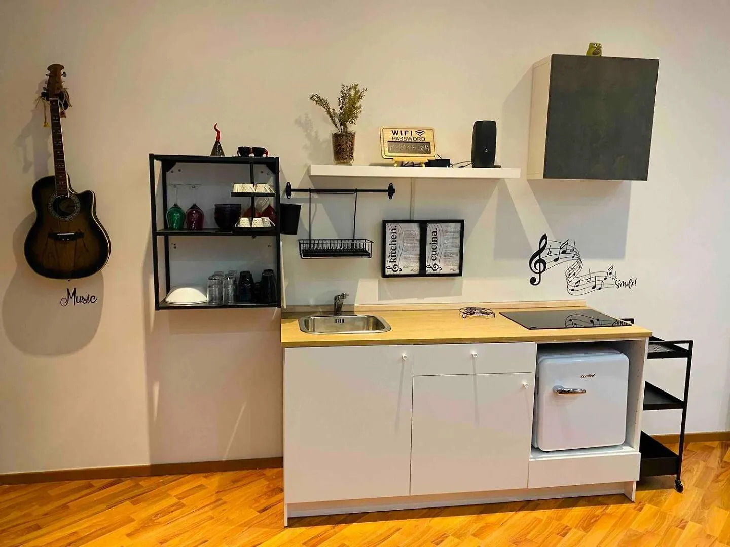 Quartieri Sound Napoli - Apt Con Terrazza E Cucina 3 Min Toledo